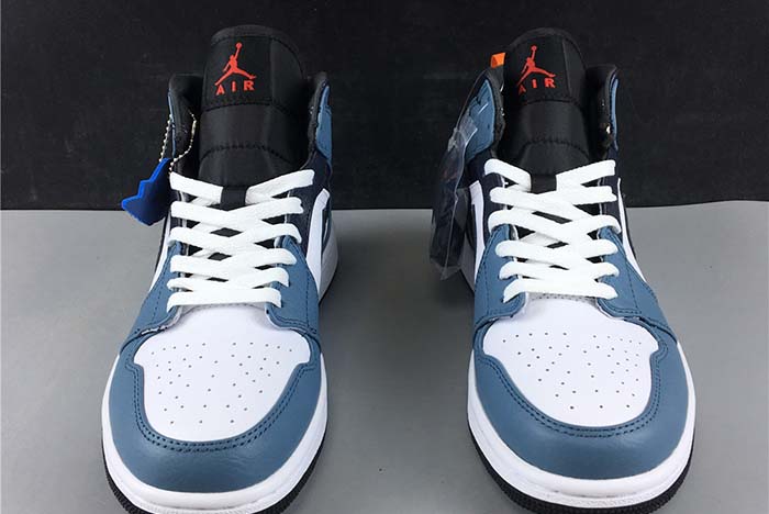 Air Jordan 1 Low SB Midnight Navy CJ7891-400