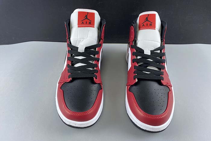 Air Jordan 1 Mid Chicago  554724-069