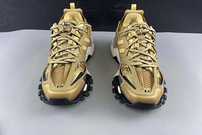 Ba*len*cia*ga track sneaker metal lic/mesh/washed gold