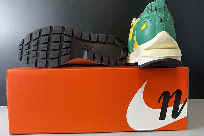 Sacai x Nike Pegasua Vaporfly Yellow Green HUO CI9928-300
