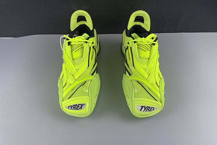 BALENCIAGE 5.0 TYREX 20SS RUNWAY 617535 W2UA1 7320