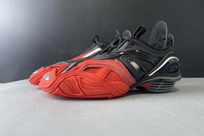 BALENCIAGE 5.0 TYREX 20SS RUNWAY 617535 W2CB1 1060