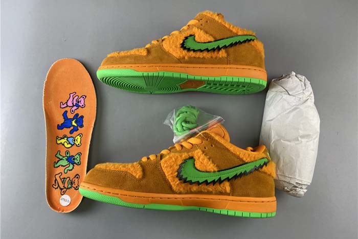 Grateful Dead x Nike SB Dunk Low  CJ5378_800
