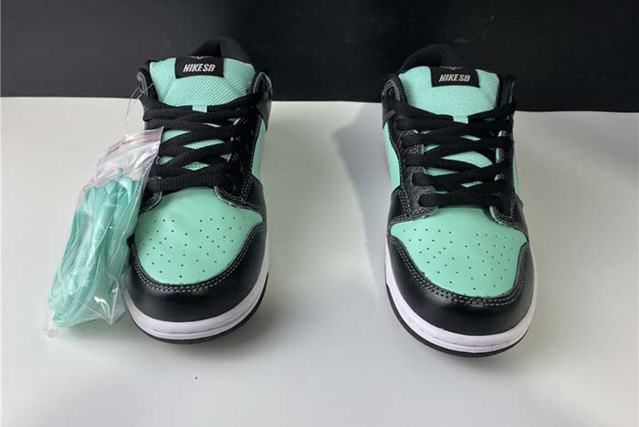 Air Jordan 1 Low 553558-117