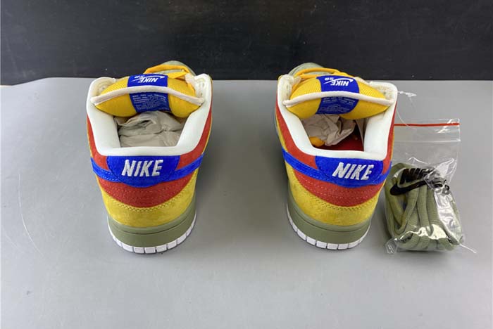 Nike SB Dunk Low Puff N Stuff 2006  313170-341