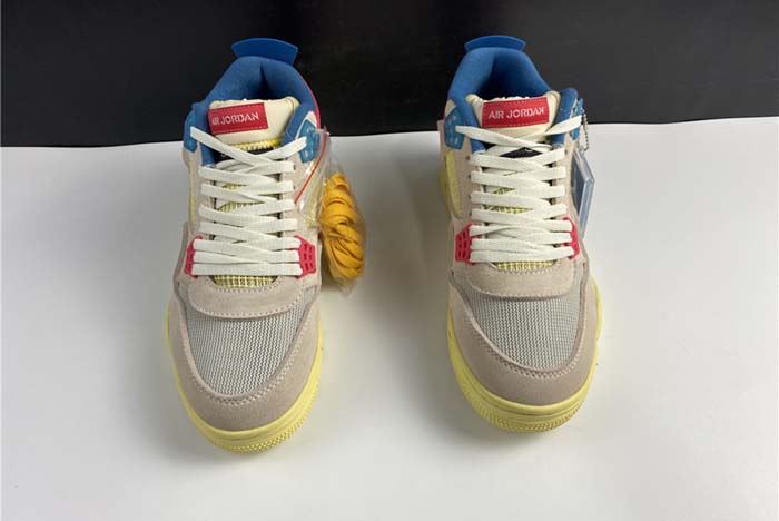 AIR JORDAN 4 RETRO UNION “GUAVA ICE” DC9533-800