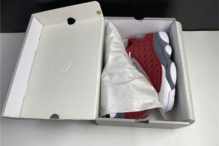 AIR JORDAN 13 RETRO 