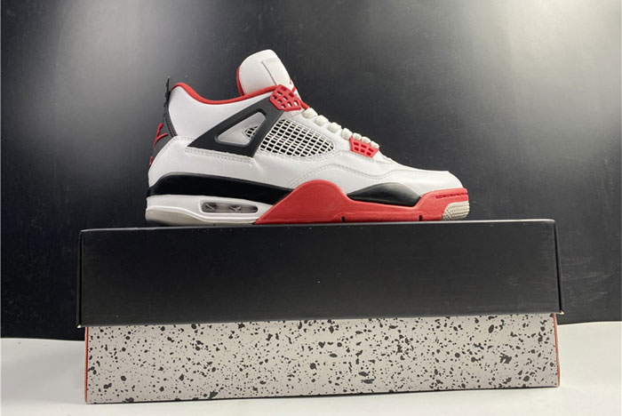 AIR JORDAN 4 “FIRE RED‘’ DC7770-160