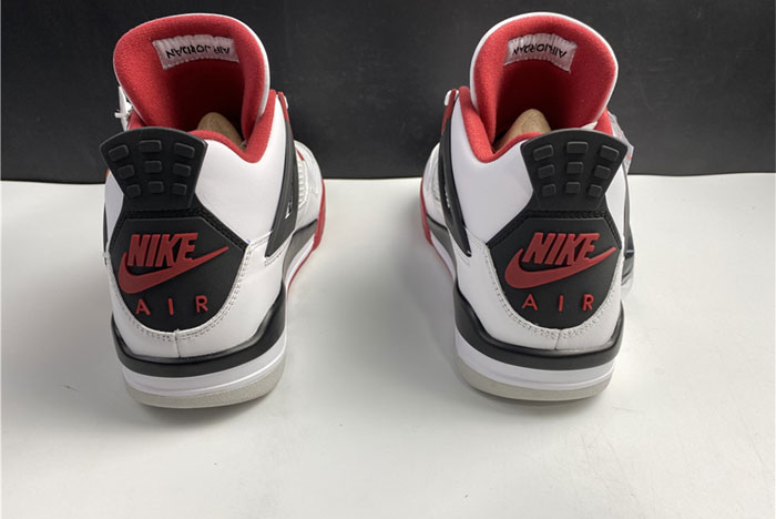 AIR JORDAN 4 “FIRE RED‘’ DC7770-160