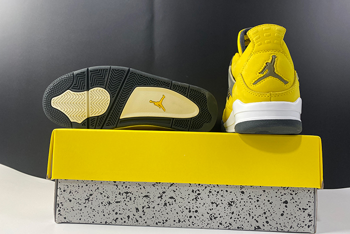 Jordan 4 Retro Lightning 314254-702