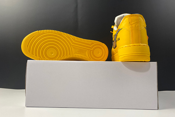 Nike Air Force 1 Low Off-White  University Gold Metallic Silver DD1876-700