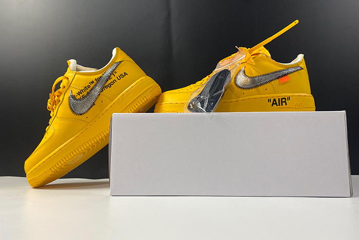 Nike Air Force 1 Low Off-White  University Gold Metallic Silver DD1876-700