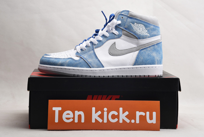 AIR JORDAN 1 High OG ''HYPER ROYALl'' 555088-402