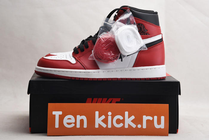 Air Jordan 1 Retro High OG Chicago Red 555088-101