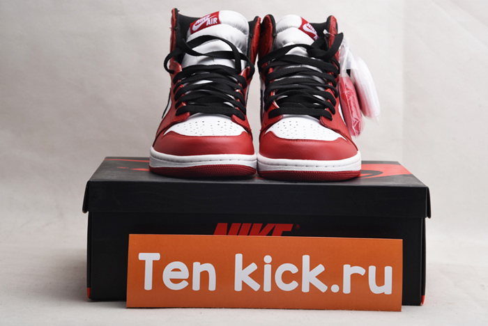 Air Jordan 1 Retro High OG Chicago Red 555088-101