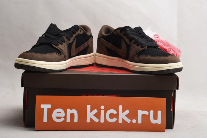 TRAVIS SCOTT AIR JORDAN 1 LOW DARK MOCHA CQ4277-001