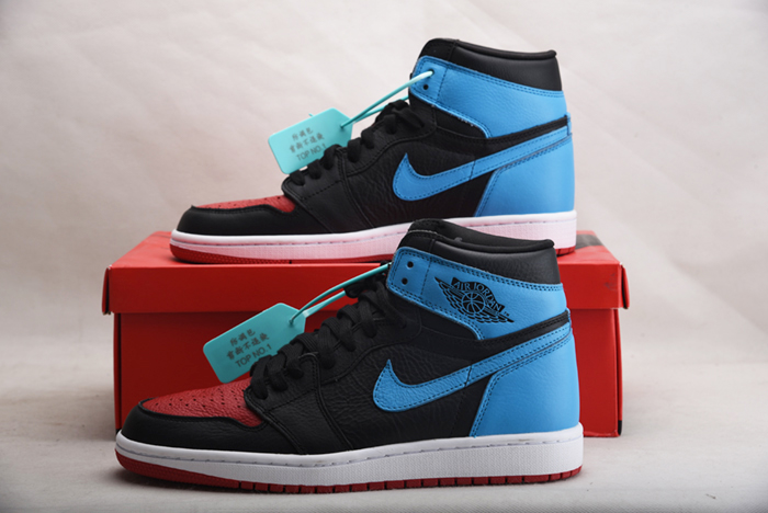 AIR JORDAN 1 HIGH WMNS UNC CHICAGO CD0461-046
