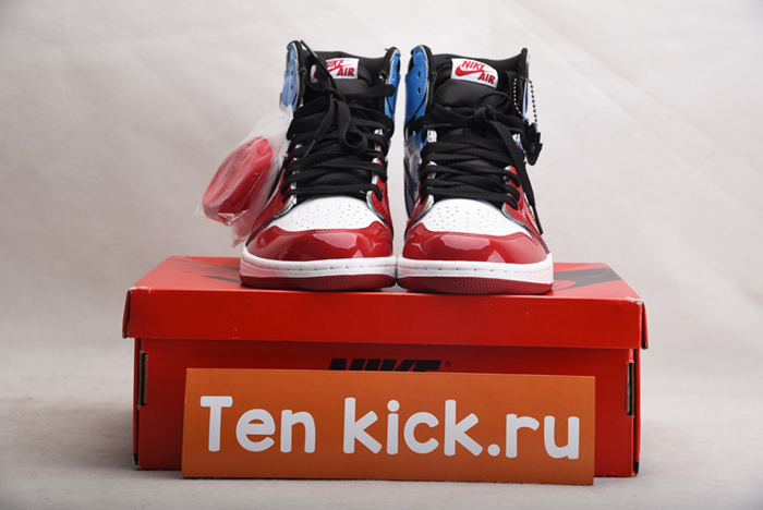JORDAN 1 RETRO HIGH FEARLESS UNC CHICAGO - CK5666-100