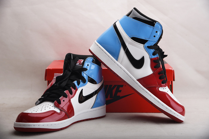 JORDAN 1 RETRO HIGH FEARLESS UNC CHICAGO - CK5666-100