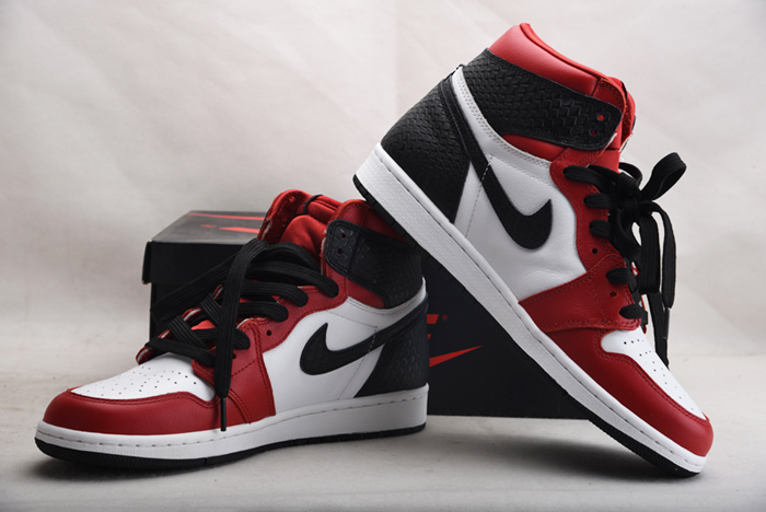Air Jordan 1 High OG WMNS “Satin Snake” CD0461-601
