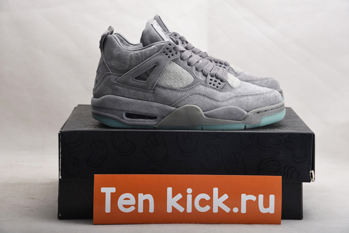 KAWS x Air Jordan 4 “Cool Grey” 930155-003
