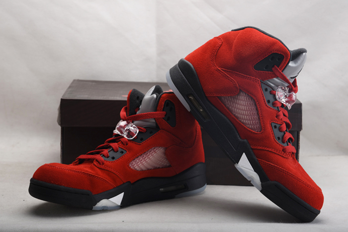 Air Jordan 5 “Raging Bull” DD0587-600