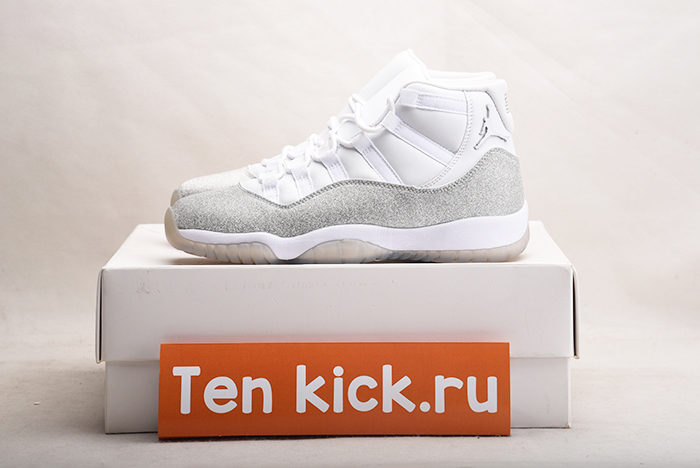 JORDAN 11 RETRO WHITE METALLIC SILVER - AR0715-100