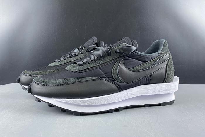 NIKE LD WAFFLE SACAI BLACK NYLON BV0073-002