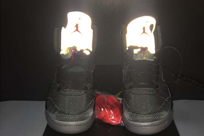 Off-White AIR JORDAN 5 SP BLACK MUSLIN FIRE RED CT8480-001