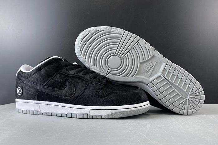 Nike SB Dunk Low CZ5127 001