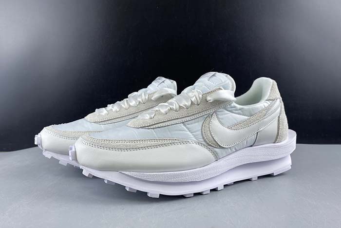 NIKE SACAI NIKE LDWAFFLE WHITE NYLON WHITE BV0073-101
