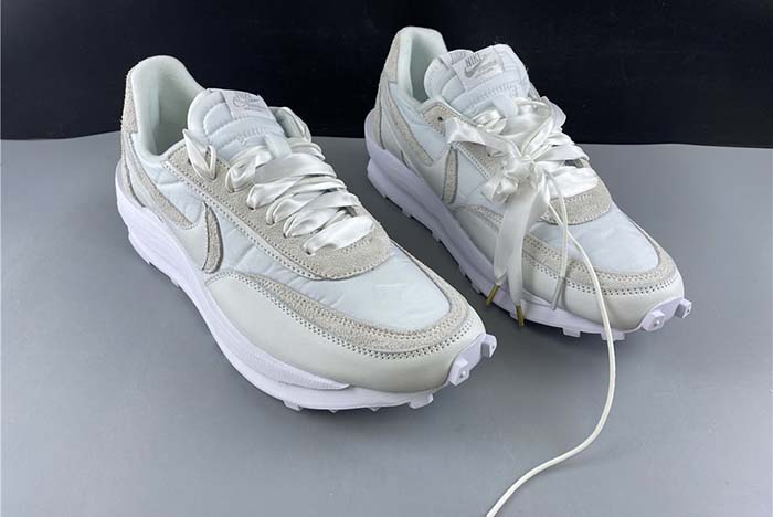 NIKE SACAI NIKE LDWAFFLE WHITE NYLON WHITE BV0073-101