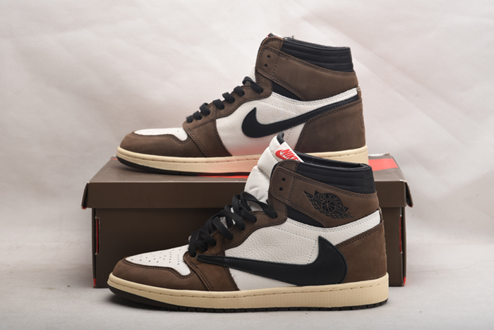 JORDAN 1 RETRO HIGH TRAVIS SCOTT CD4487-100