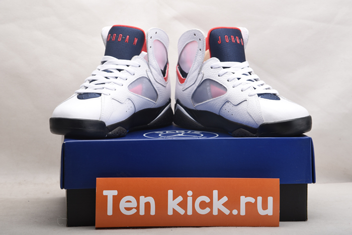 Jordan 7 Retro CZ0789-105
