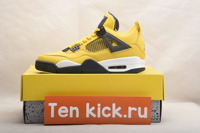 Jordan 4 Retro CT8527-700