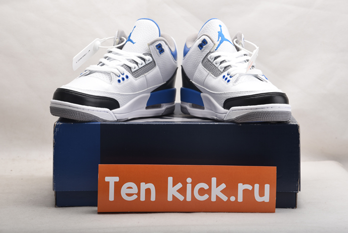 Jordan 3 Retro CT8532 040