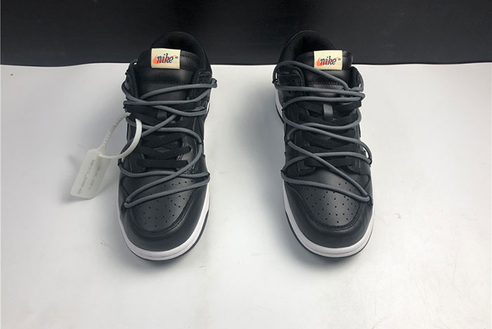 Off-White  Nike SB Dunk CT0856-002