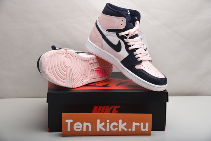 Air Jordan 1 High OG “Atmosphere” DD9335-641
