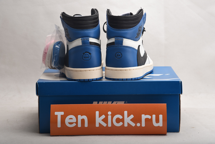 Travis Scott x Fragment x Air Jordan 1 High OG DH3227-105