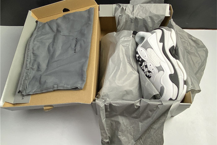 BALENCIAGE TRIPLE TRAINER 536737 W0901 9089