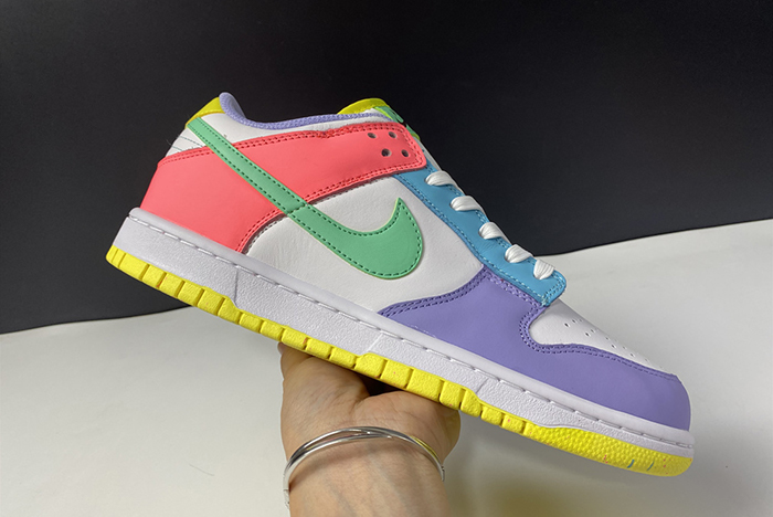 Nike Dunk Low SE Easter Candy(W) DD1872-100
