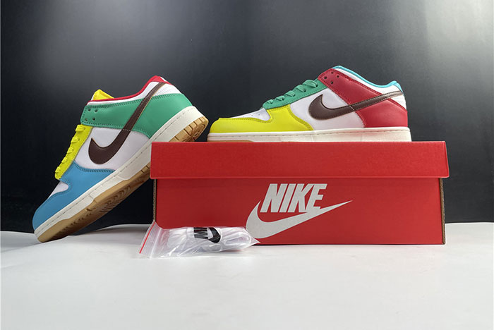 Nike Dunk Low Green Strike(W) DD1503-106