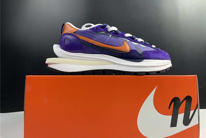 sacai x Nike VaporWaffle Dark Iris DD1875-500