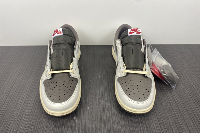 Travis Scott x Air Jordan 1 Low "Reverse Mocha" DM7866-162
