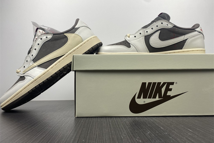 Travis Scott x Air Jordan 1 Low "Reverse Mocha" DM7866-162