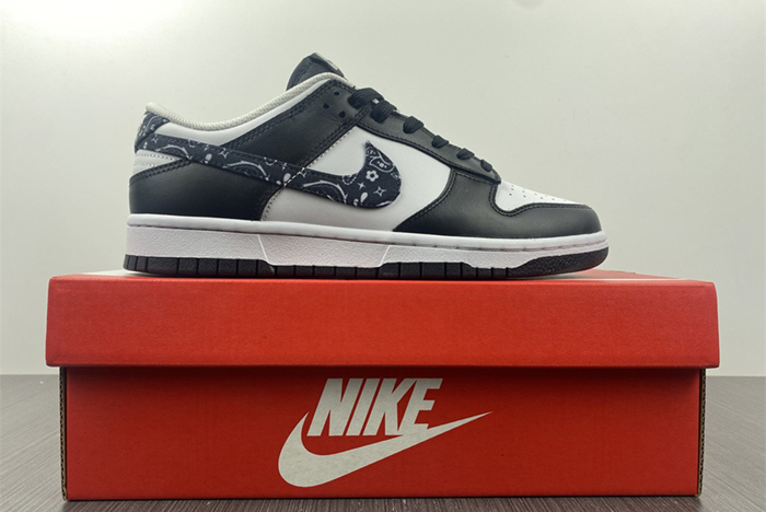 Nike Dunk Low WMNS “Black Paisley”  DH4401-100