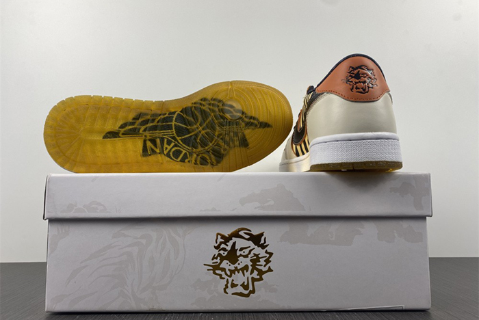 Air Jordan AJ1 Low OG DH6932-100