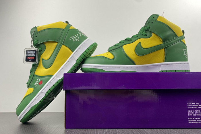 S*p*e x nike sb dunk high  dn3741-700