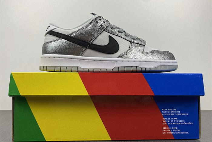 Nike Dunk Low Shimmer DO5882-001