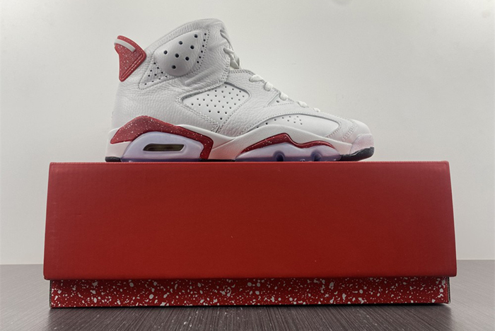 Air Jordan 6 “Red Oreo” CT8529-162